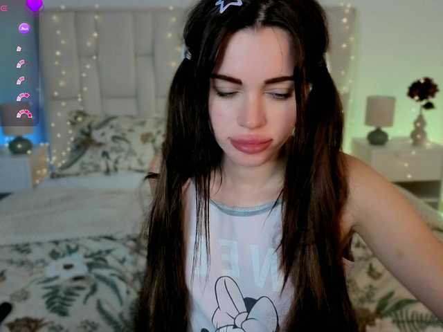 Little-kitticat live cam on BongaCams