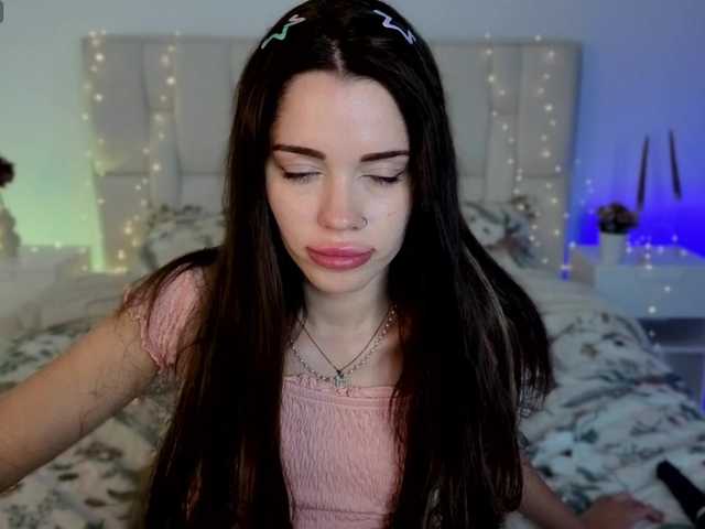 Little-kitticat live cam on BongaCams