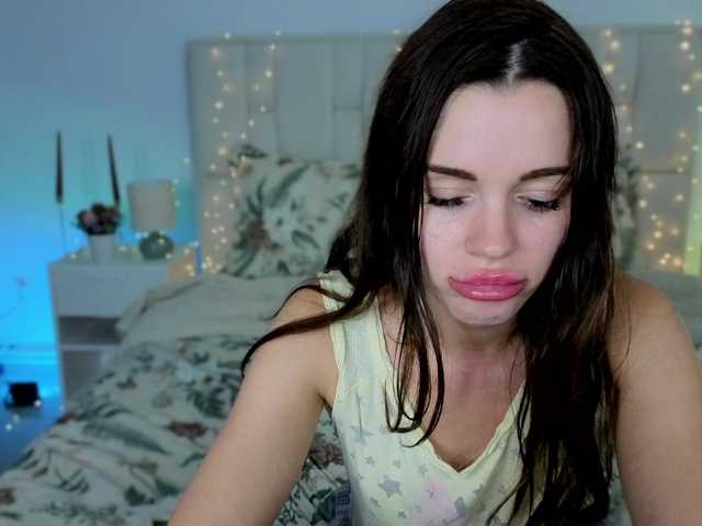Little-kitticat live cam on BongaCams