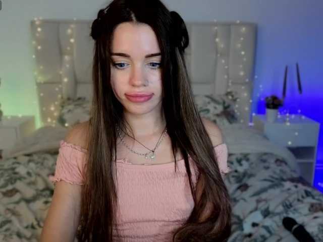 Little-kitticat live cam on BongaCams