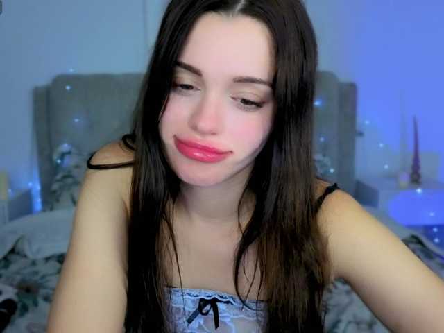Little-kitticat live cam on BongaCams