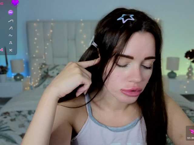 Little-kitticat live cam on BongaCams