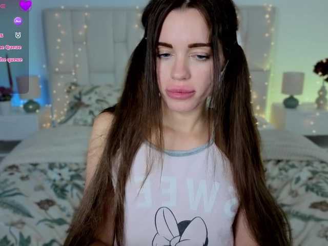 Little-kitticat live cam on BongaCams
