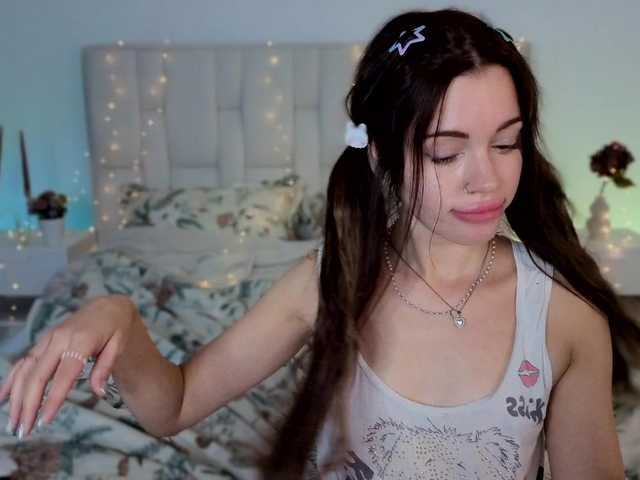 Little-kitticat live cam on BongaCams
