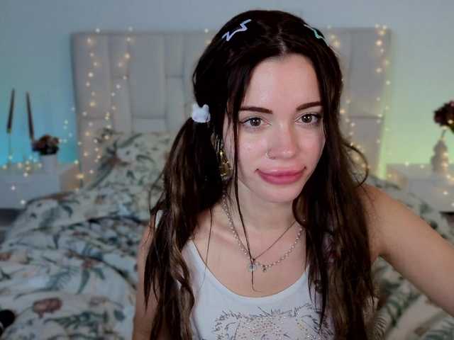 Little-kitticat live cam on BongaCams