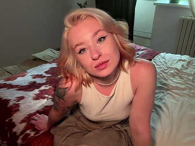 MyrlLandero live webcam show