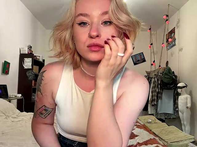 MyrlLandero live webcam show