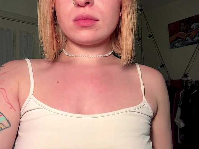 MyrlLandero live webcam show