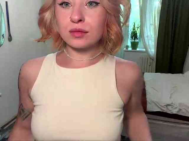 MyrlLandero webcam