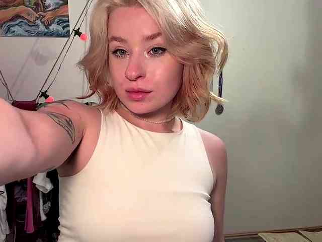 MyrlLandero webcam