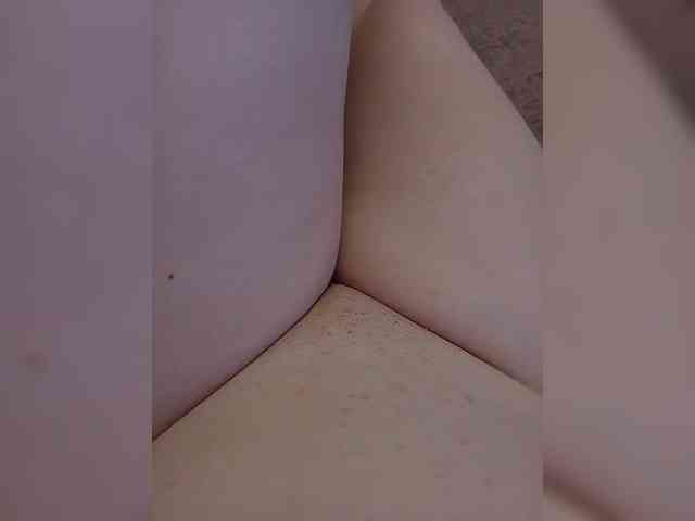 Queen-of-the-I-Nights webcam