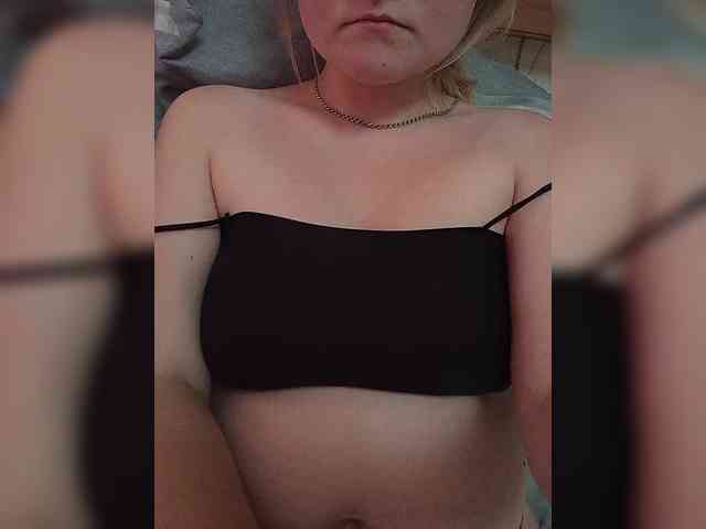 Queen-of-the-I-Nights webcam
