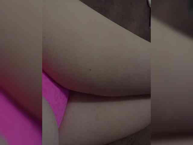 Queen-of-the-I-Nights webcam