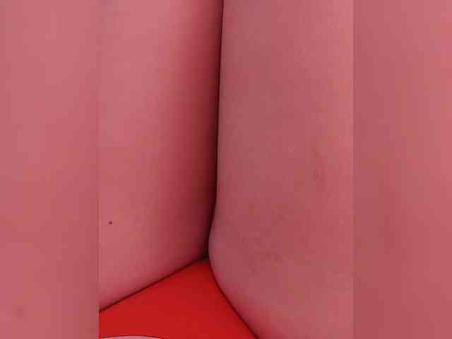 Queen-of-the-I-Nights webcam