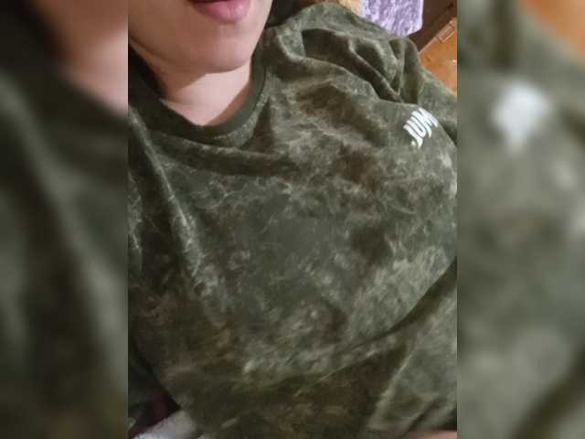 Ilona-9 live cam on BongaCams