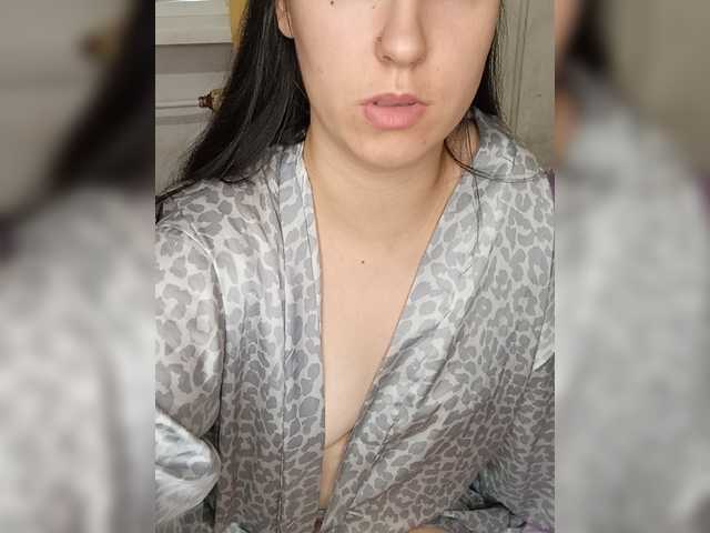 Ilona-9 live cam on BongaCams