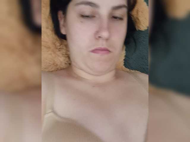 Ilona-9 live cam on BongaCams