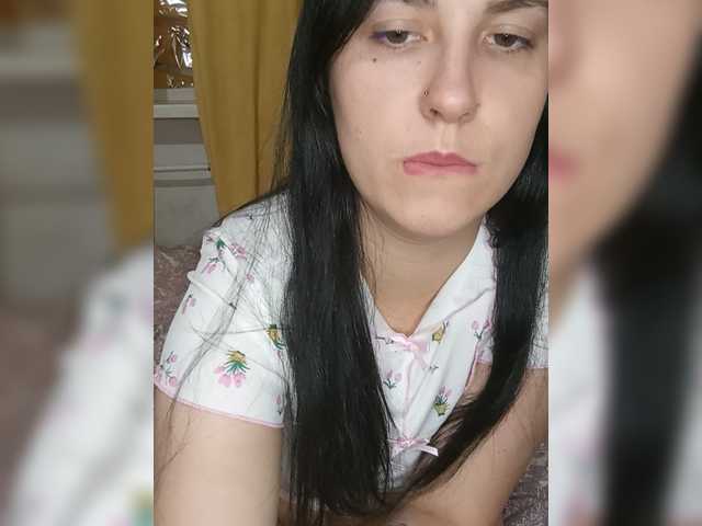 Ilona-9 live cam on BongaCams