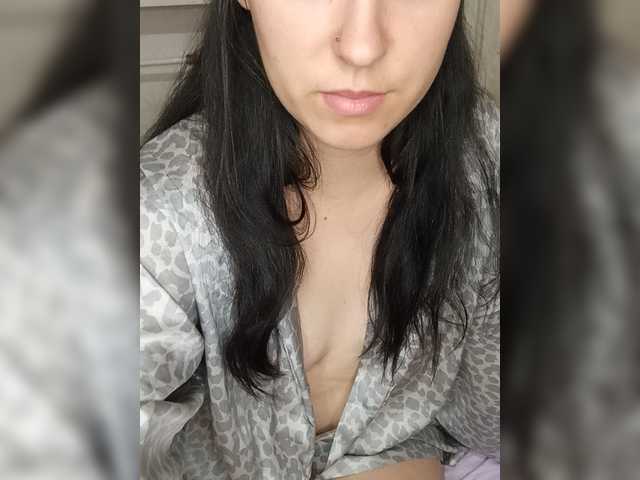 Ilona-9 live cam on BongaCams