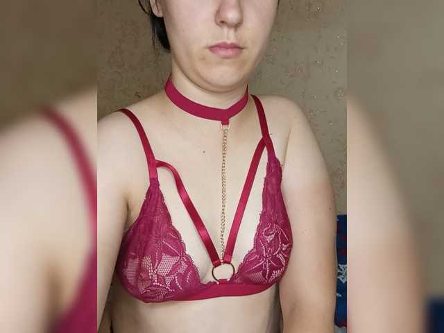 Ilona-9 live cam on BongaCams