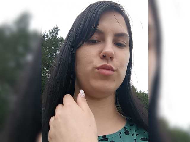 Ilona-9 live cam on BongaCams
