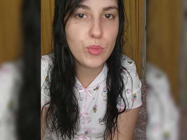 Ilona-9 live cam on BongaCams