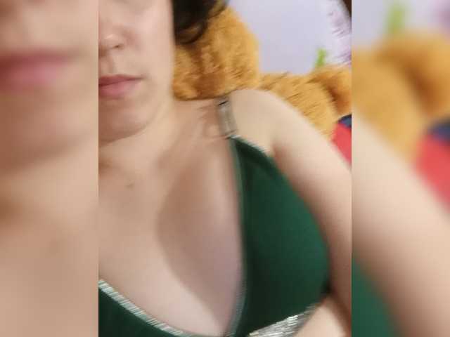 Ilona-9 live cam on BongaCams