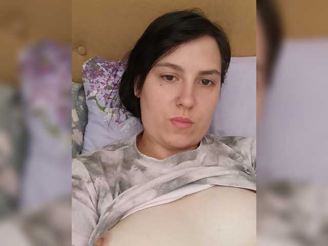 Ilona-9 live webcam show