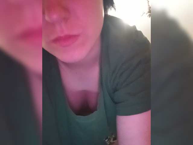 Ilona-9 live cam on BongaCams