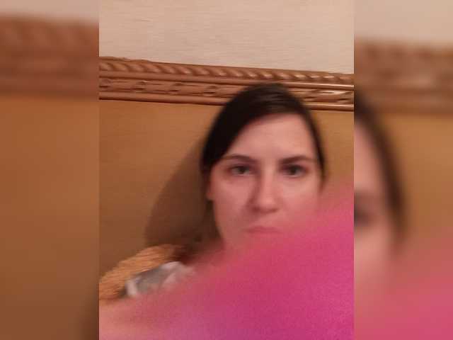Ilona-9 live webcam show