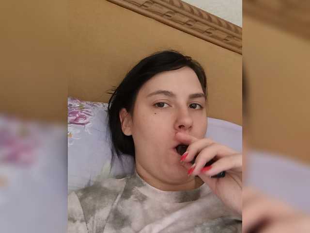 Ilona-9 live cam on BongaCams