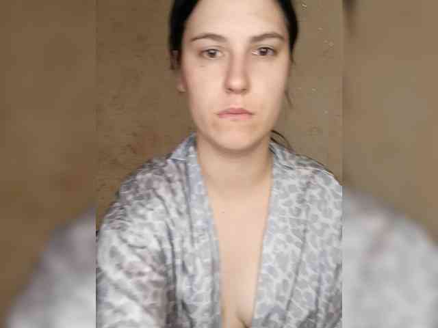 Ilona3433 webcam