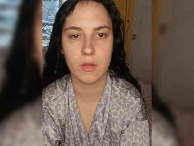 Ilona3433 webcam