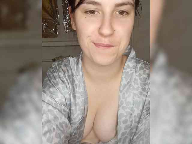 Ilona3433 webcam