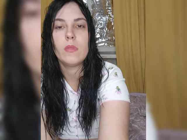 Ilona3433 webcam