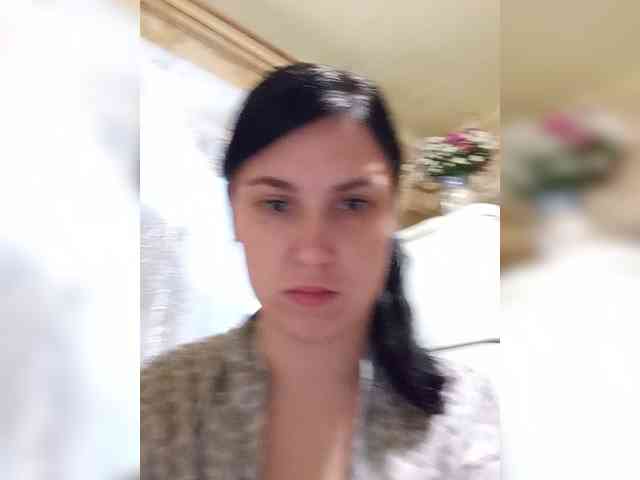 Ilona3433 webcam