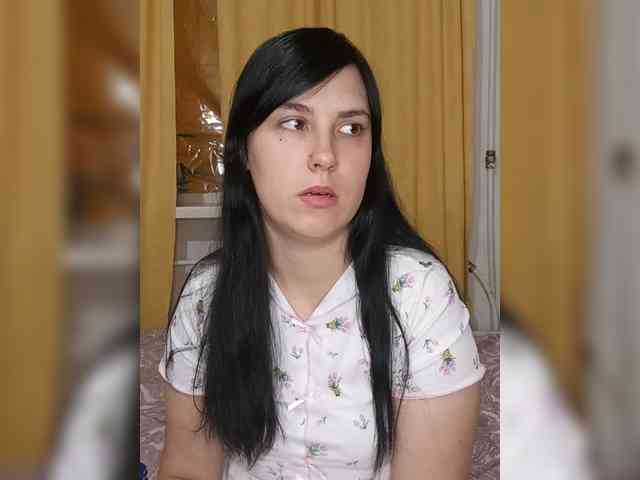 Ilona3433 webcam