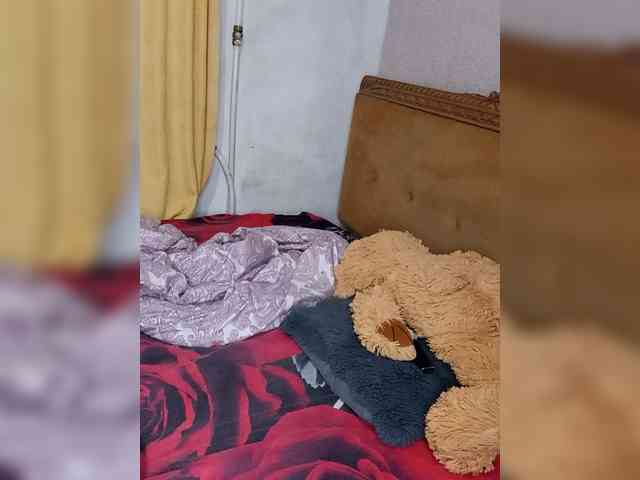 Ilona3433 webcam