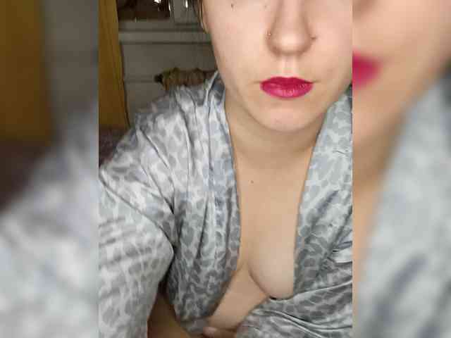 Ilona3433 webcam