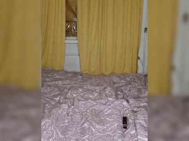 Ilona3433 webcam