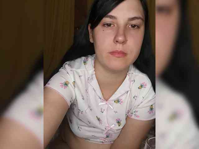 Ilona3433 webcam