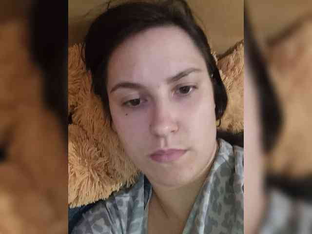 Ilona3433 webcam