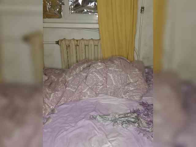 Ilona3433 webcam
