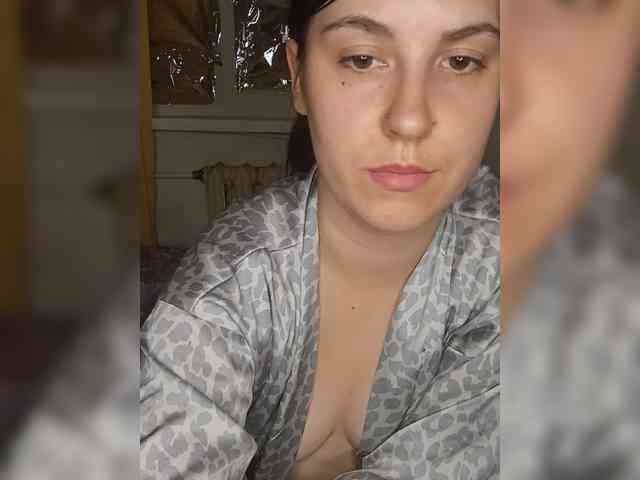 Ilona3433 webcam