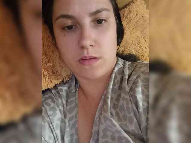 Ilona3433 webcam