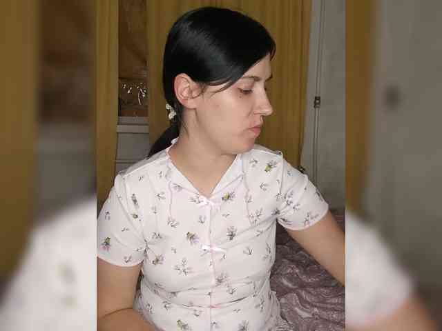 Ilona3433 webcam