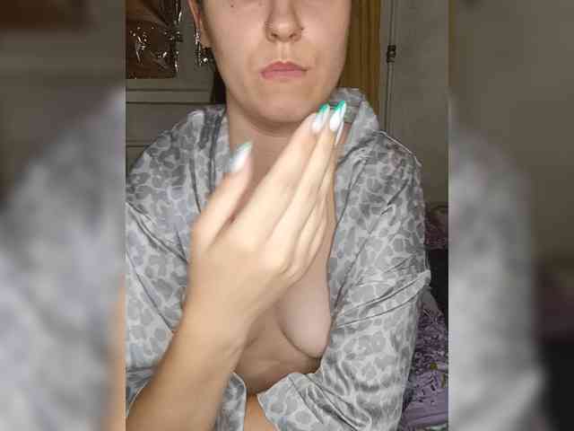 Ilona3433 webcam