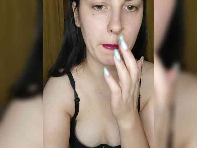 Ilona3433 webcam