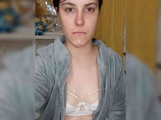 Model: Ilona3433