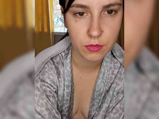 Ilona3433 webcam